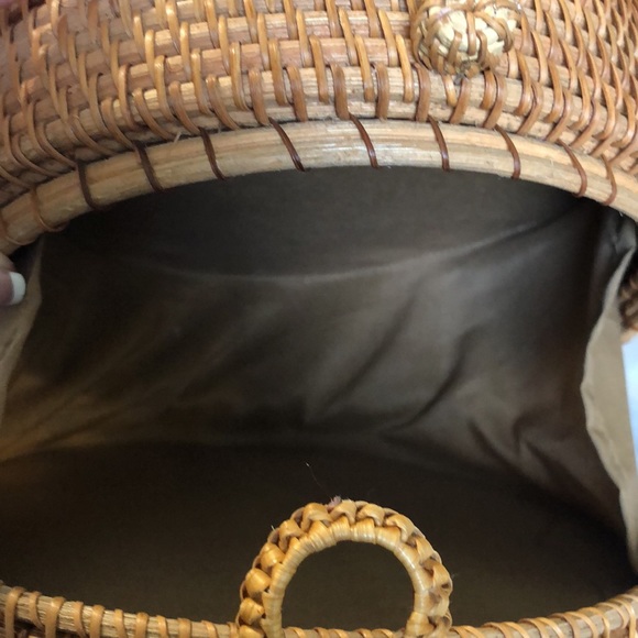 DONATED… JELAVU Alta Rattan tan/brown leather crossbody - Picture 8 of 8
